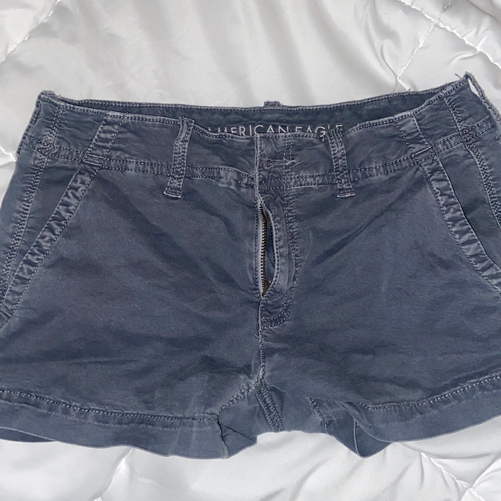American Eagle Women’s Linen Cargo Shorts